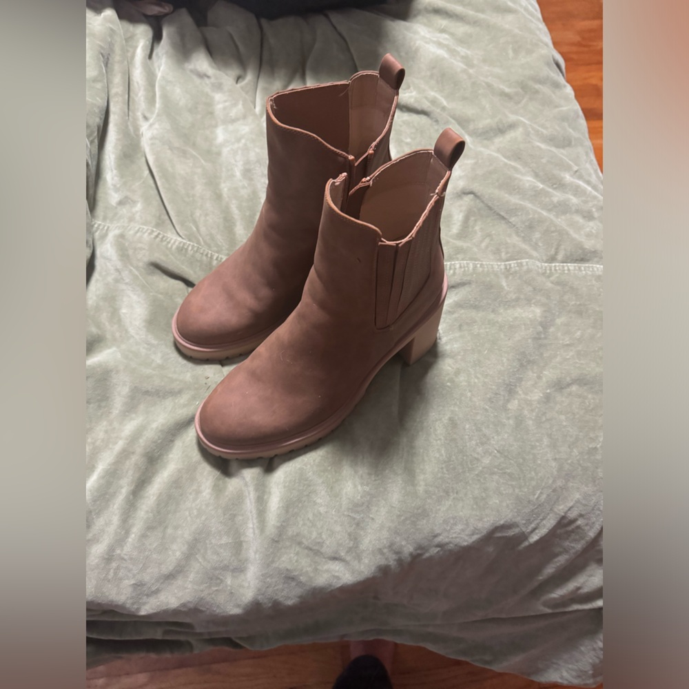 Dolce Vita Lug Boots